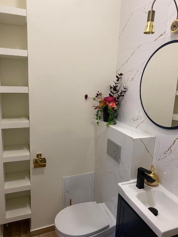 Przytulny I Nowoczesny Apartament Malgosi, 10 Min Pieszo Od Dworca I Galerii Katowice Eksteriør bilde